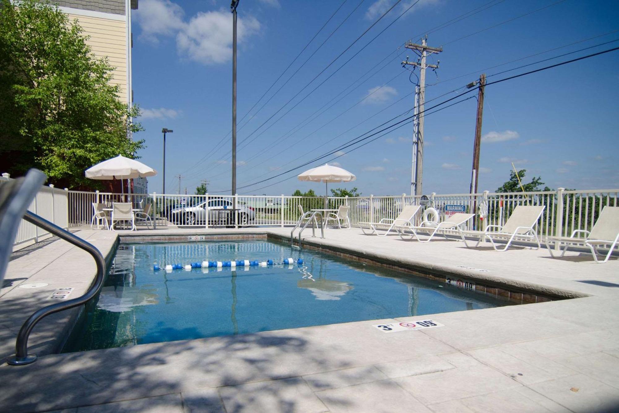 Mainstay Suites St Robert - Fort Leonard Wood Saint Robert Exterior photo